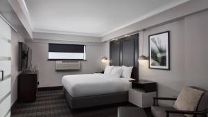 Queen Room - Non-Smoking room in Hotel Duval Autograph Collection