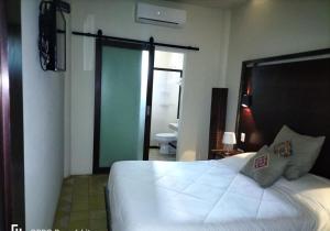 Hotel Azul Esmeralda