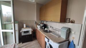 Cosy 1 bedroom apartment close to shops and center