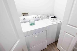 Maple Canyon wKitchen&wash+dry