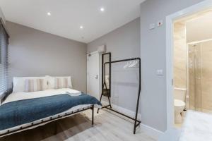 Charming Central London Kitchenette - Your Ideal Stay in the Heart of the City