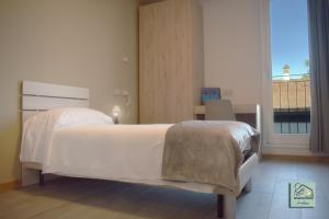 Large Double or Twin Room