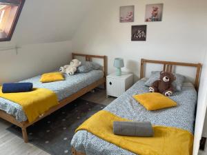 Appartements 3 pieces centre ville ville pittoresques parking gratuit a 5 minutes a pied : photos des chambres