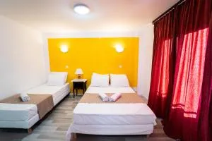 Céline hôtel le miridan - 埃皮纳勒