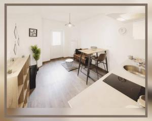 Appartements charmant deux pieces dans le vieux Montlucon : photos des chambres