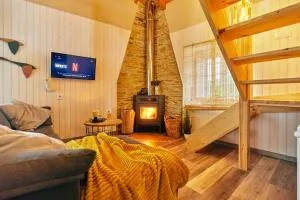 Casa Montse. Apartamentos turísticos - Villaframil