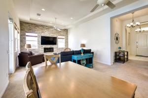 Pool and Hot Tub Access La Quinta Vacation Home