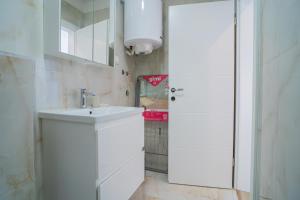 Tisno Laurel Apartments