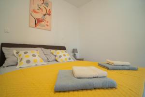 Tisno Laurel Apartments