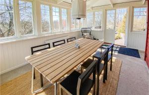 Amazing Home In Tvååker With Kitchen