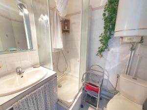 2 pièces avec terrasse en bord de mer - Parking - FR-1-338-96