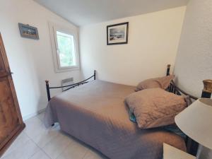 2 pièces avec terrasse en bord de mer - Parking - FR-1-338-96