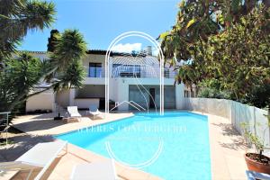 Villa lArbanaise vue mer piscine presquIle Giens BY HC