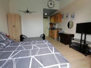 Condo Azur Suites A326 Amani Resorts Residences , 5 minutes Airport, Netflix, Stylish, Cozy with Luxurious Swimming Pool