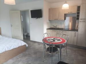 maisonnette dans propriété