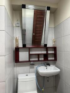 Jojies Crib Horizons101 one bedroom Suite Penthouse