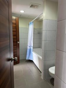 Jojies Crib Horizons101 one bedroom Suite Penthouse