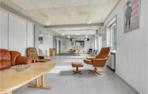 5 Bedroom Stunning Home In Hanstholm