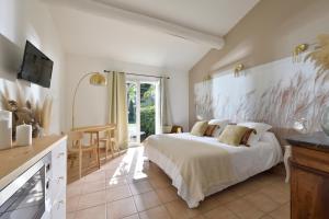 Hotels Les Mazets de Marie de Jules : photos des chambres