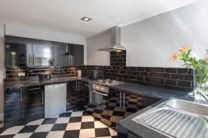 City Retreat Edinburgh ApartHotels