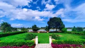 Hue Riverside Boutique Resort & Spa - Ấp Long Hồ Hạ