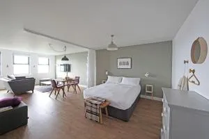 Buckie - 1 Bed Luxury Studio Apartment - Canisbay