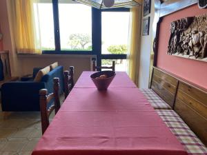 Flowers & garden apartment con vista lago