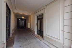 Charmant studio près des Champs-Élysées