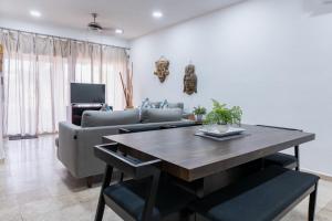 Magic Paradise A8 condo