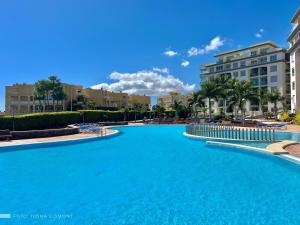 SUNNY OCEAN VIEW APARTMENT - pool, fibre net