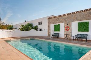 Chalet Fuente4 piscina común famila