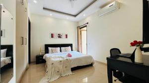 BluO Studio DLF CyberCity - Kitchen, Balcony, Lift