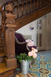 Hotels The Originals Boutique, Hotel de la Balance, Montbeliard : photos des chambres