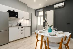 Trendy Design Apartment- 1 BR- AC