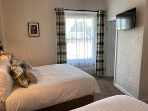 Large Double or Twin Room room in Glenthorne Guest House