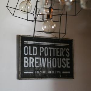 Old Potters Inn