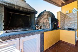 Charming Villa with Sea View in El Roque, Private Pool