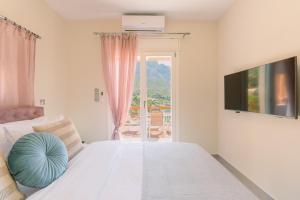 Sunset Dreams Vaggelis