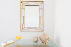 A 5 bedroom villa with pool & amazing sea view!