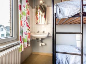 Apartment in Koksijde near the Beach