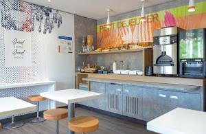 Hotels Ibis Budget Frejus Capitou : photos des chambres