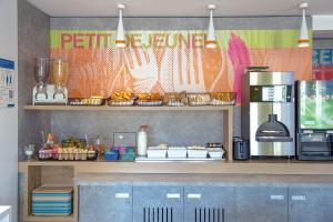 Hotels Ibis Budget Frejus Capitou : photos des chambres
