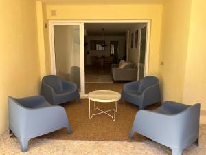 Accommodation in Sesimbra - Two Double Bedroom