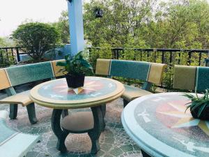 Phòng Deluxe có ban công (Deluxe Room with Balcony)