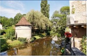 B&B / Chambres d'hotes Chez Sarah - LA PIVOINE : photos des chambres