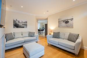 138 North Street - luxury 2 bed 2 bath with secret garden, summerhouse, putting green