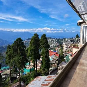 Darjeeling Heights - A Boutique Mountain View Homestay - Dárdžiling