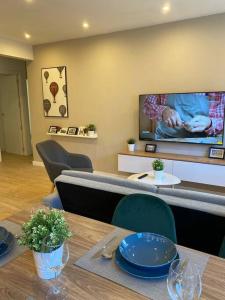 176A Apto Moderno de 3 habitaciones by R2R Consulting