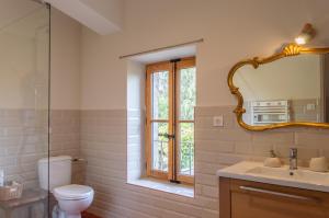 Maisons de vacances Luxurious Character House in the Heart of Roujan : photos des chambres