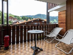 Appartement 3 pièces proche pistes, centre village, 6-8 pers, balcon sud, parking, skis, La Clusaz - FR-1-437-36